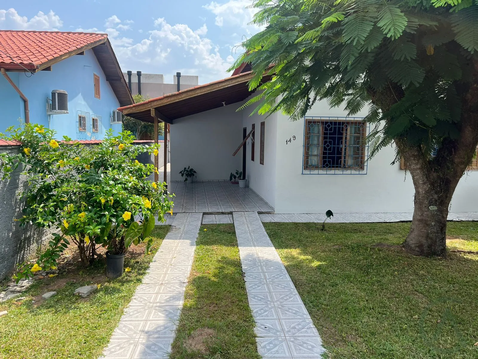 Casa com 4 Dormitórios à venda, 144 m² por R$ 650.000,00 Casa com 4 Dormitórios à venda, 144 m² por R$ 650.000,00
