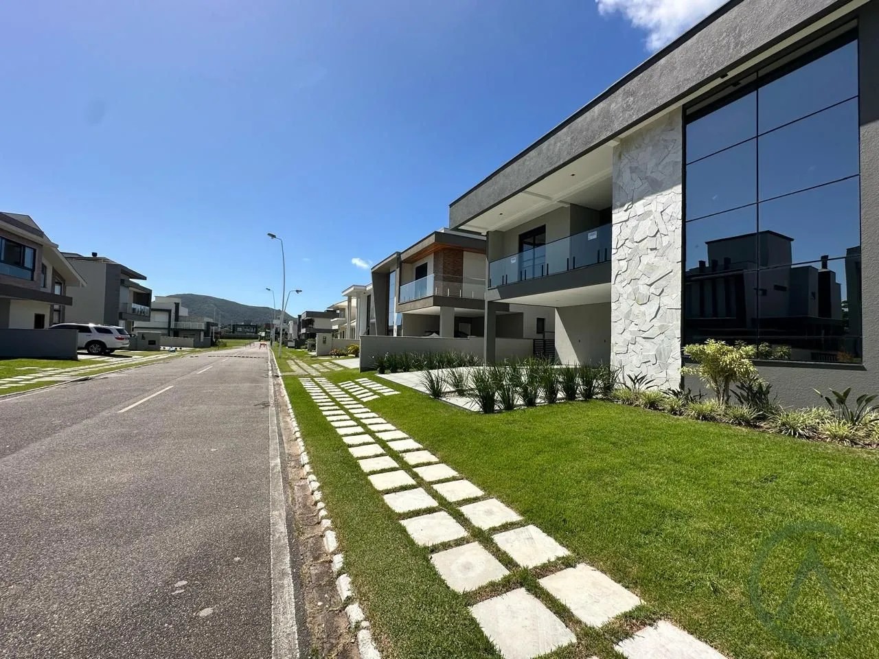 Casa com 3 Dormitórios à venda, 293 m² por R$ 1.500.000,00 Casa com 3 Dormitórios à venda, 293 m² por R$ 1.500.000,00