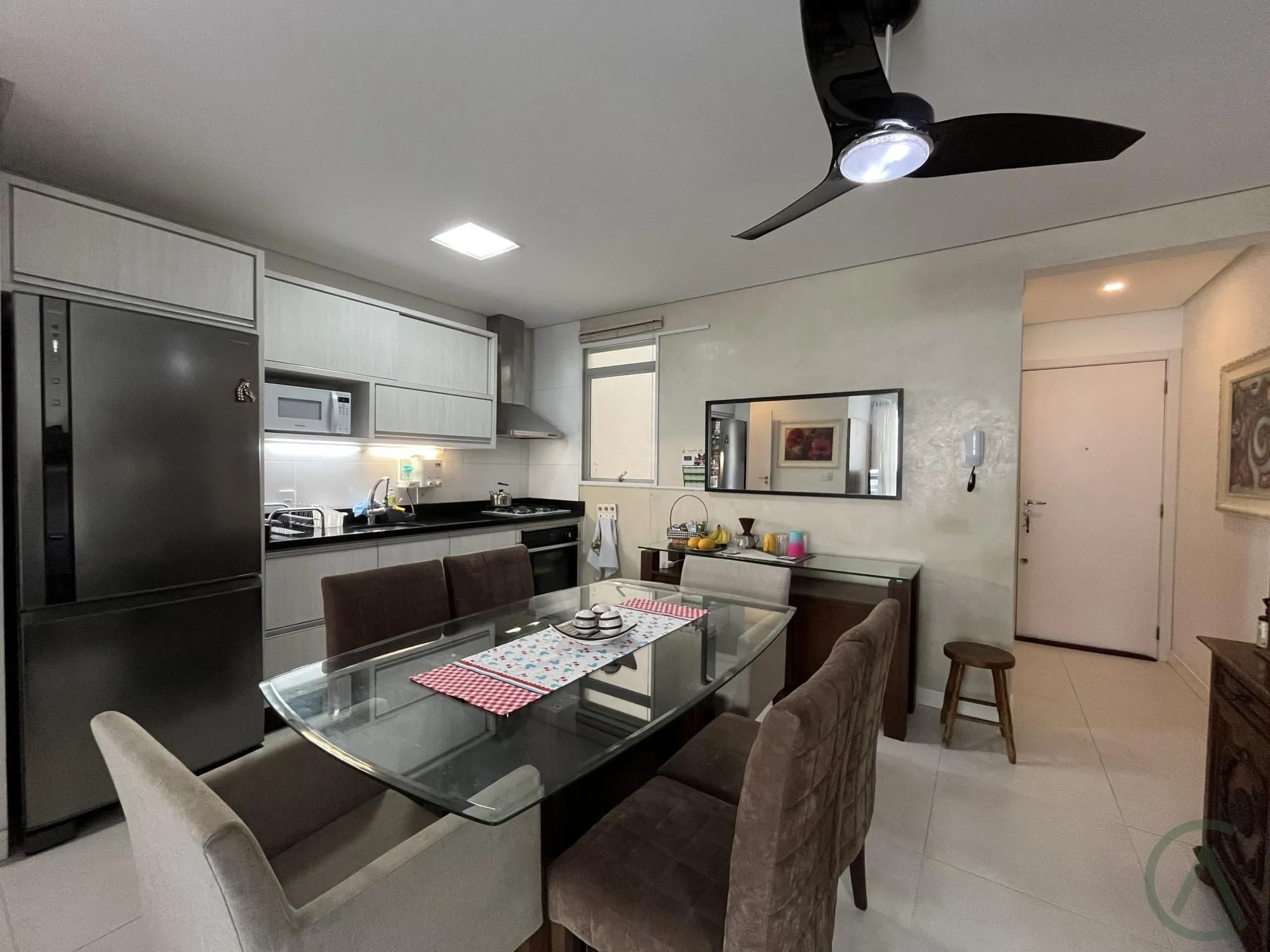 Apartamento com 3 Dormitórios à venda, 89 m² por R$ 900.000,00 Apartamento com 3 Dormitórios à venda, 89 m² por R$ 900.000,00