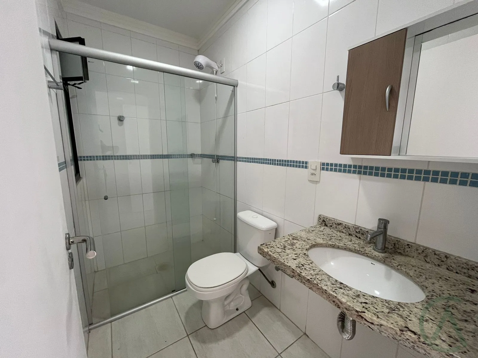 Apartamento com 3 Dormitórios para alugar, 85 m² por R$ 3.680,00 Apartamento com 3 Dormitórios para alugar, 85 m² por R$ 3.680,00