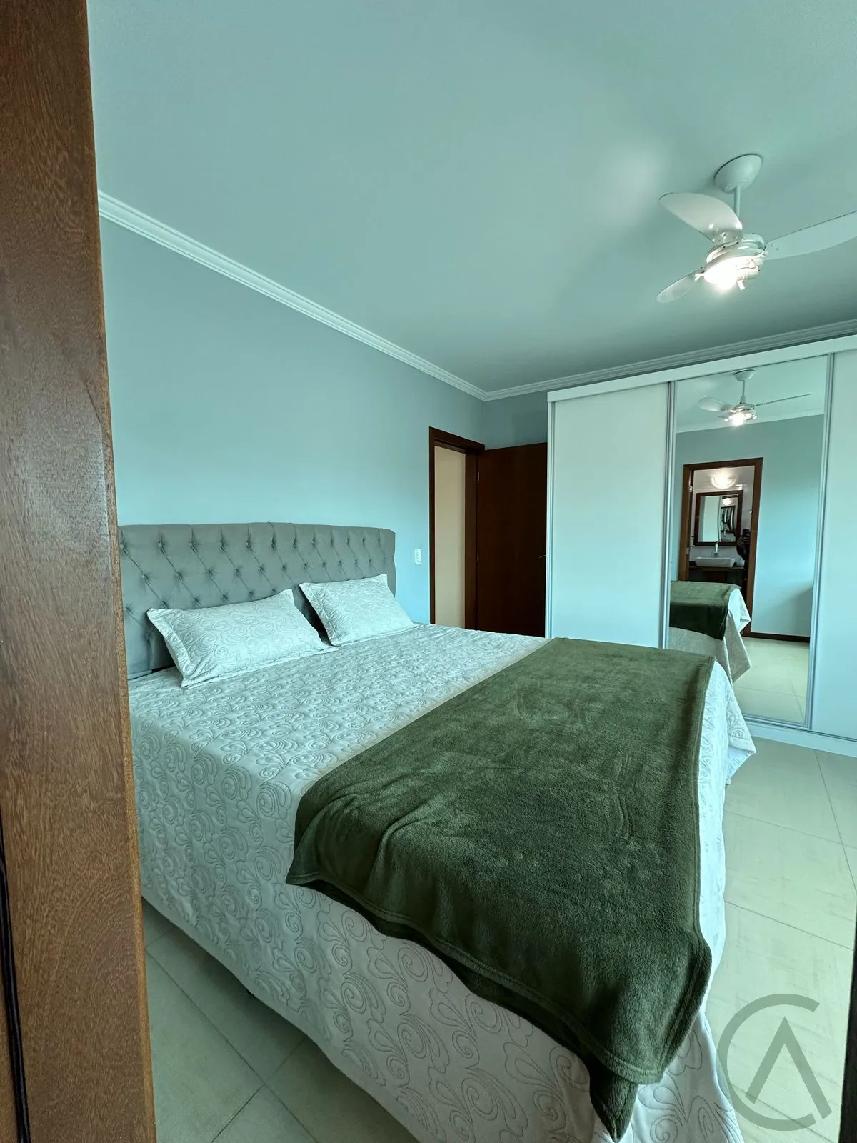 Apartamento com 3 Dormitórios à venda, 172 m² por R$ 810.000,00 Apartamento com 3 Dormitórios à venda, 172 m² por R$ 810.000,00