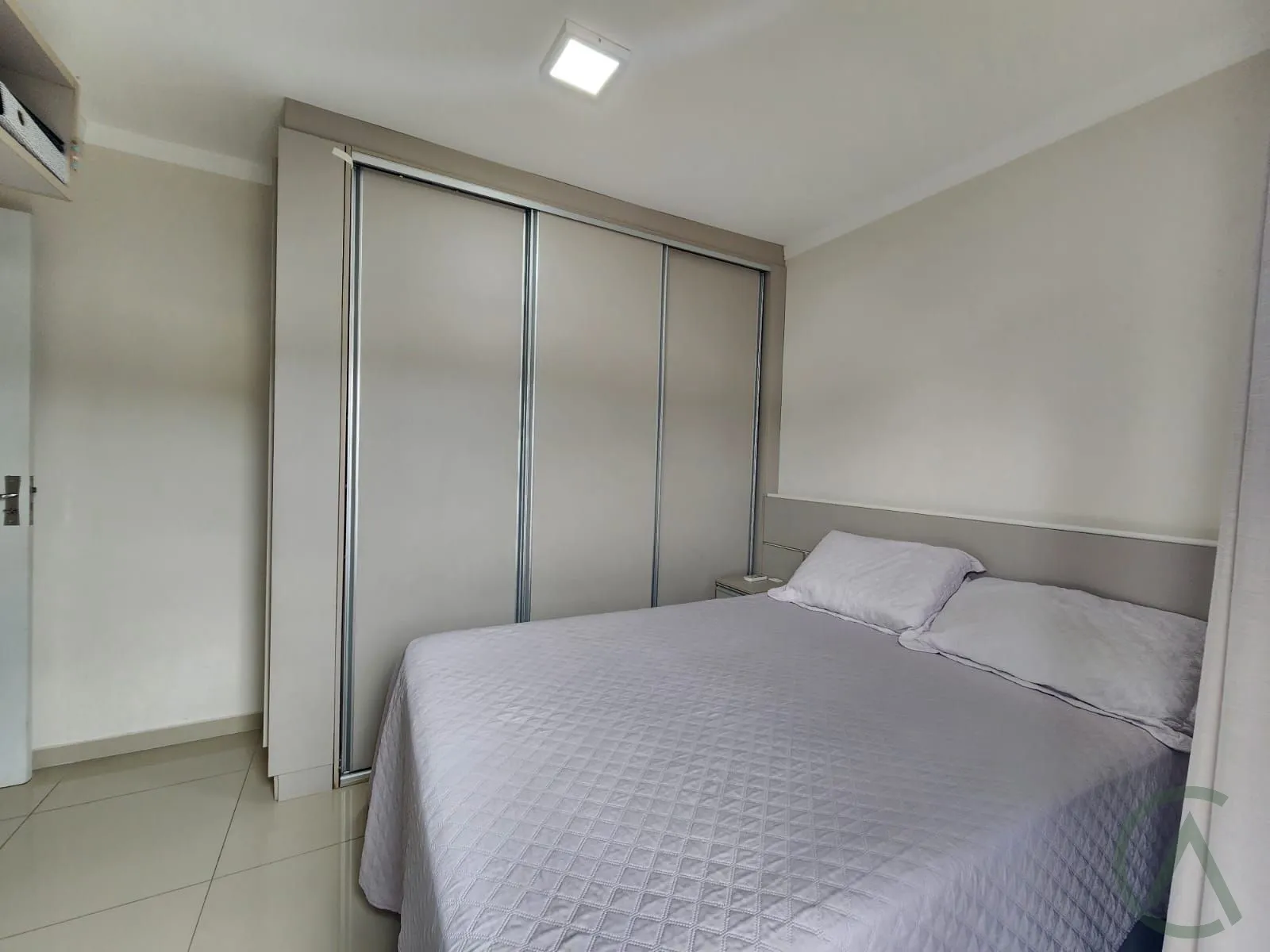 Cobertura com 3 Dormitórios à venda, 145 m² por R$ 850.000,00 Cobertura com 3 Dormitórios à venda, 145 m² por R$ 850.000,00