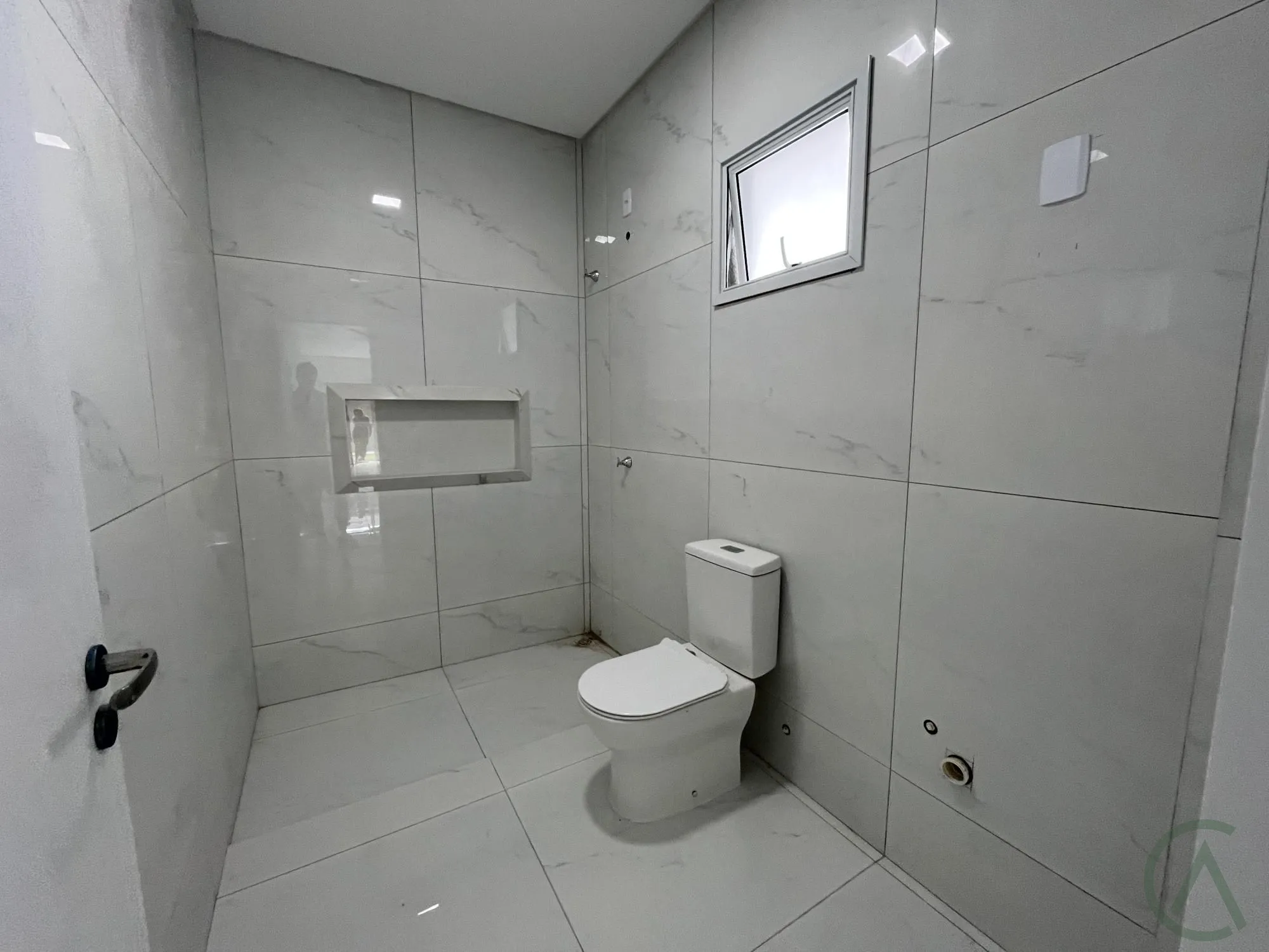 Casa com 3 Dormitórios à venda, 170 m² por R$ 1.200.000,00 Casa com 3 Dormitórios à venda, 170 m² por R$ 1.200.000,00