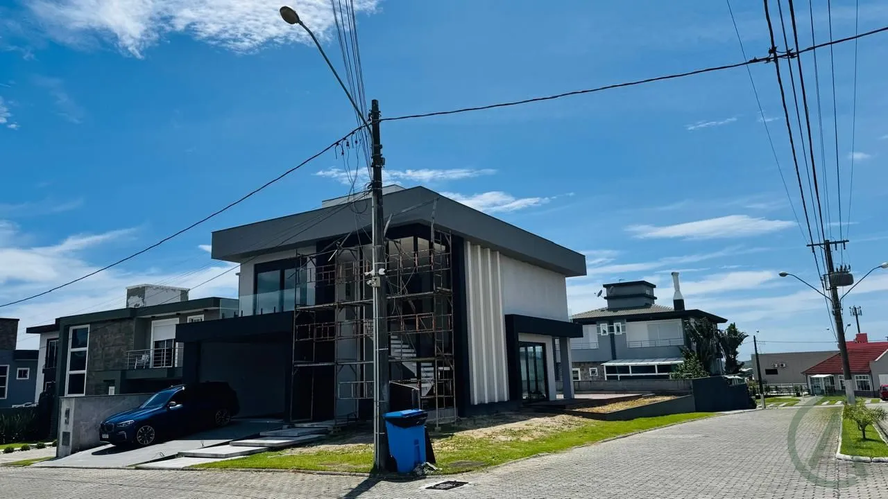 Casa à venda  no Ingleses - Florianópolis, SC. Imóveis