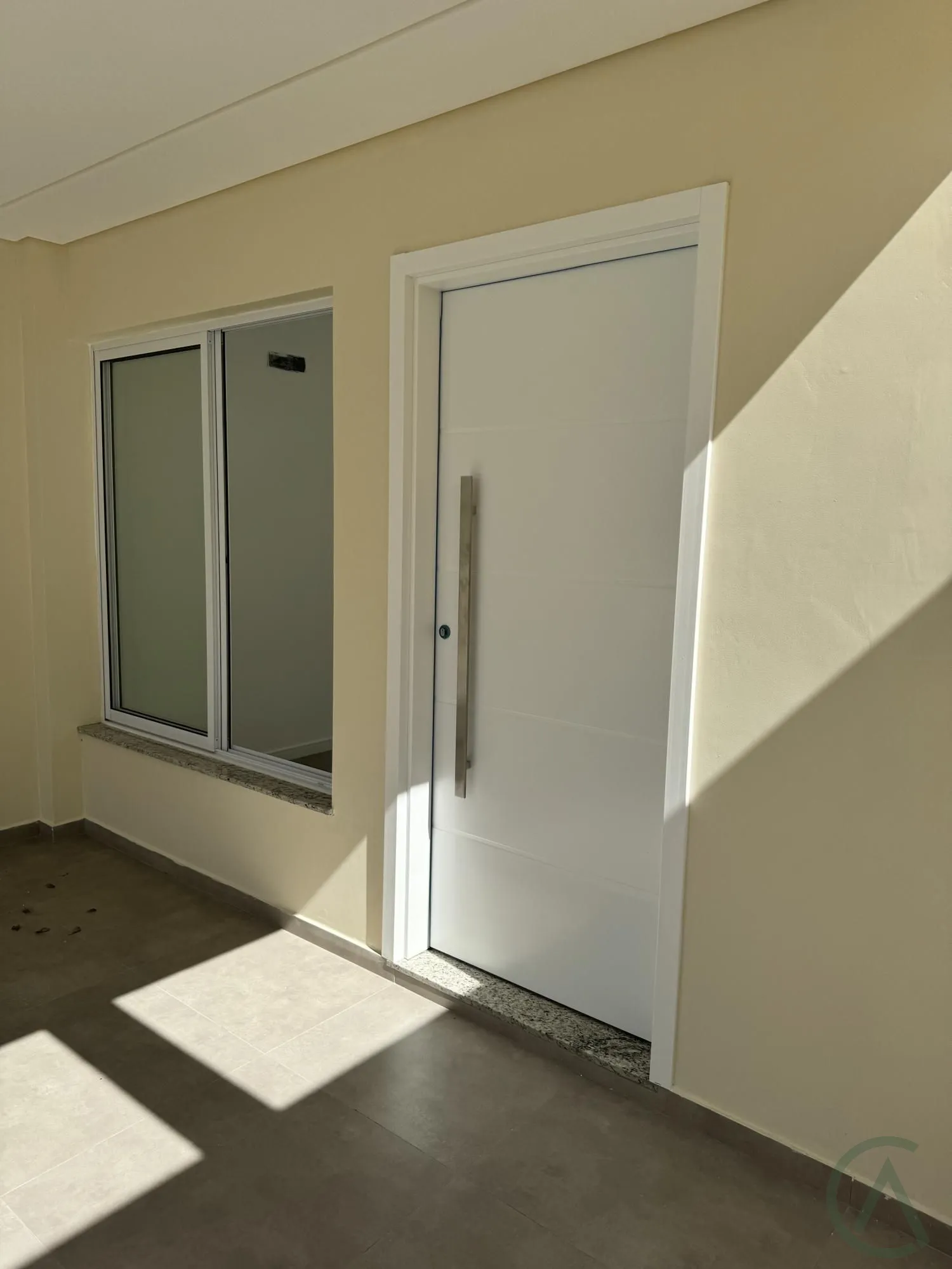 Casa com 2 Dormitórios à venda, 133 m² por R$ 720.000,00 Casa com 2 Dormitórios à venda, 133 m² por R$ 720.000,00