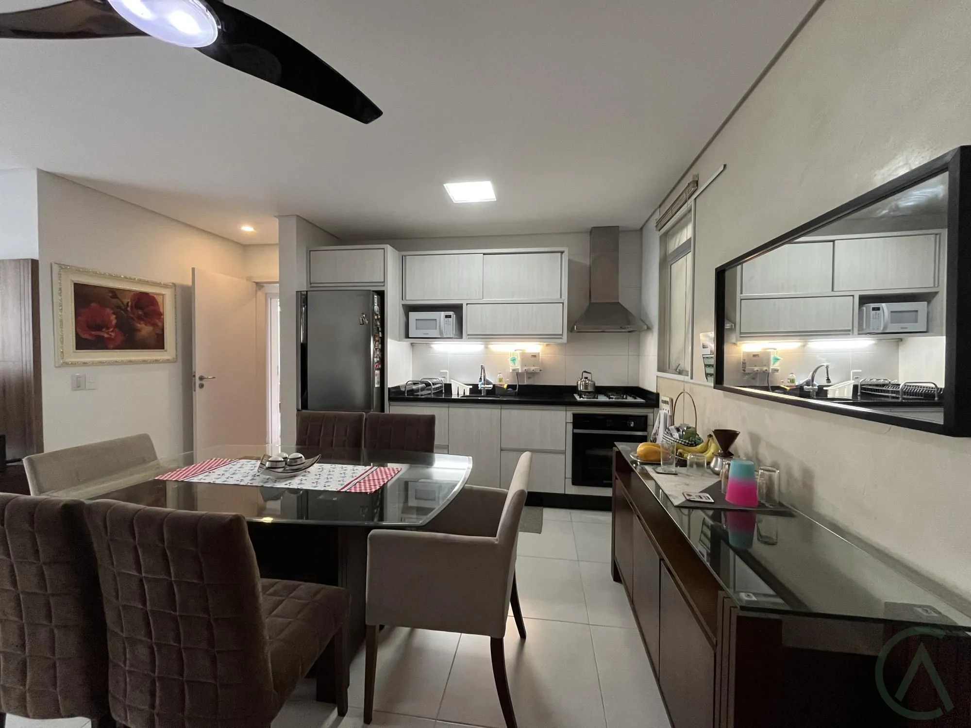 Apartamento com 3 Dormitórios à venda, 89 m² por R$ 900.000,00 Apartamento com 3 Dormitórios à venda, 89 m² por R$ 900.000,00