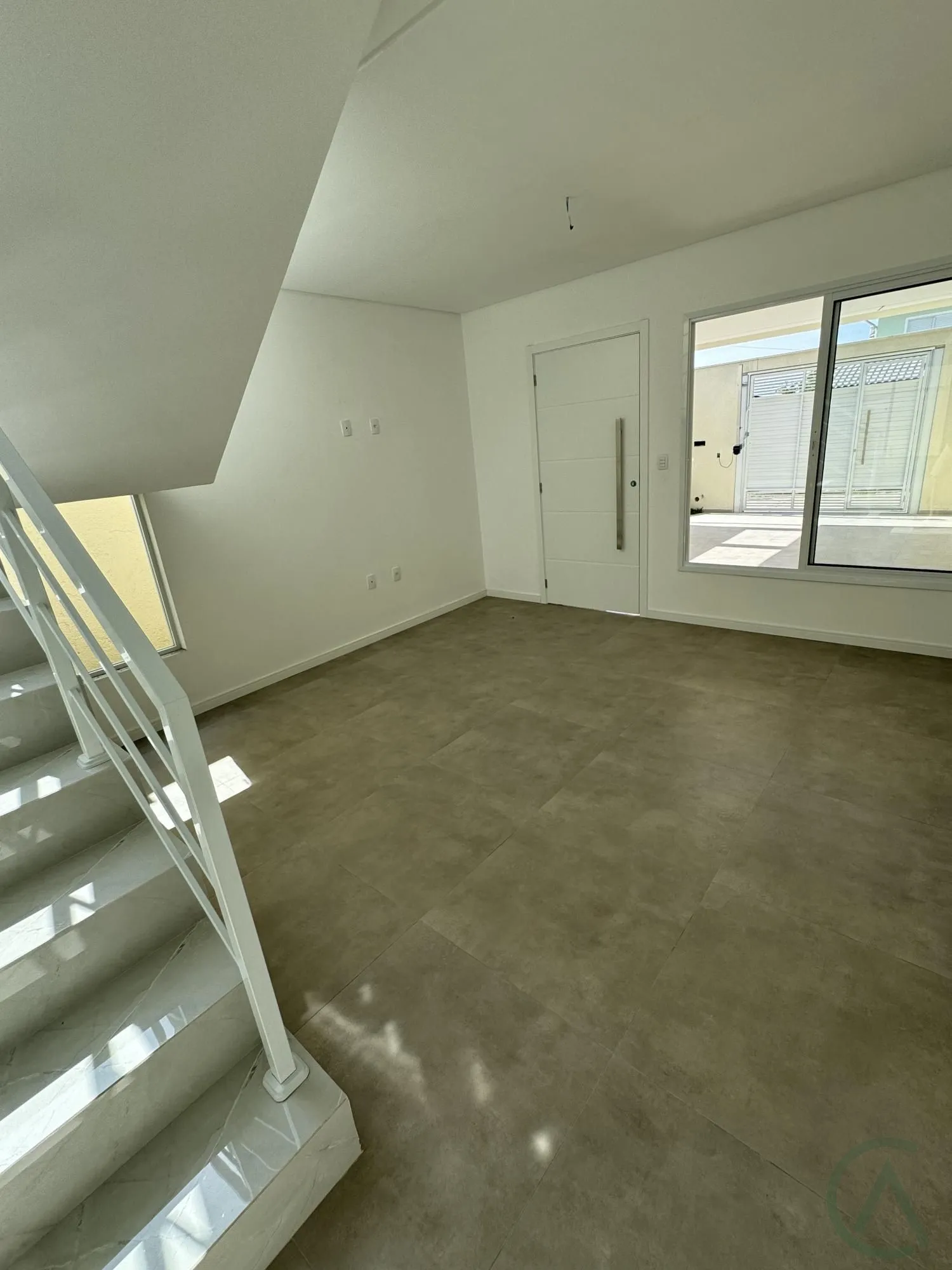 Casa com 2 Dormitórios à venda, 133 m² por R$ 720.000,00 Casa com 2 Dormitórios à venda, 133 m² por R$ 720.000,00