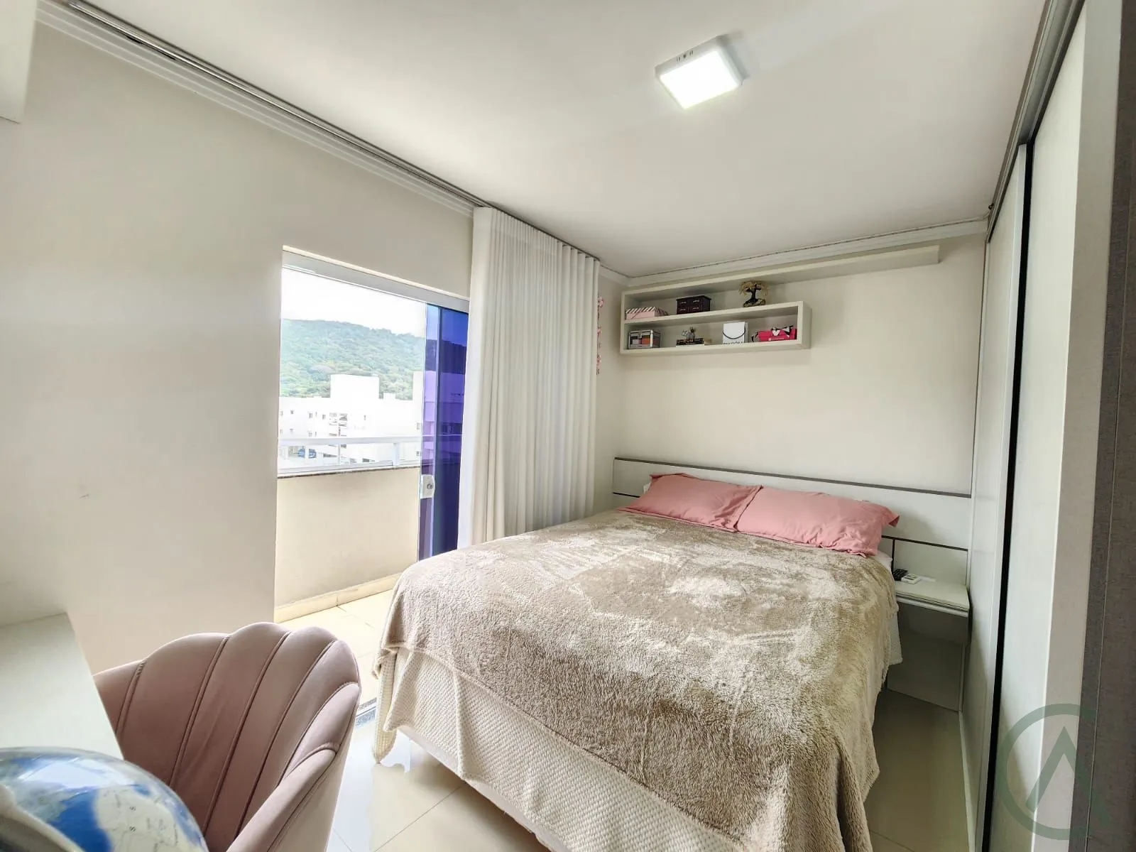 Cobertura com 3 Dormitórios à venda, 145 m² por R$ 850.000,00 Cobertura com 3 Dormitórios à venda, 145 m² por R$ 850.000,00