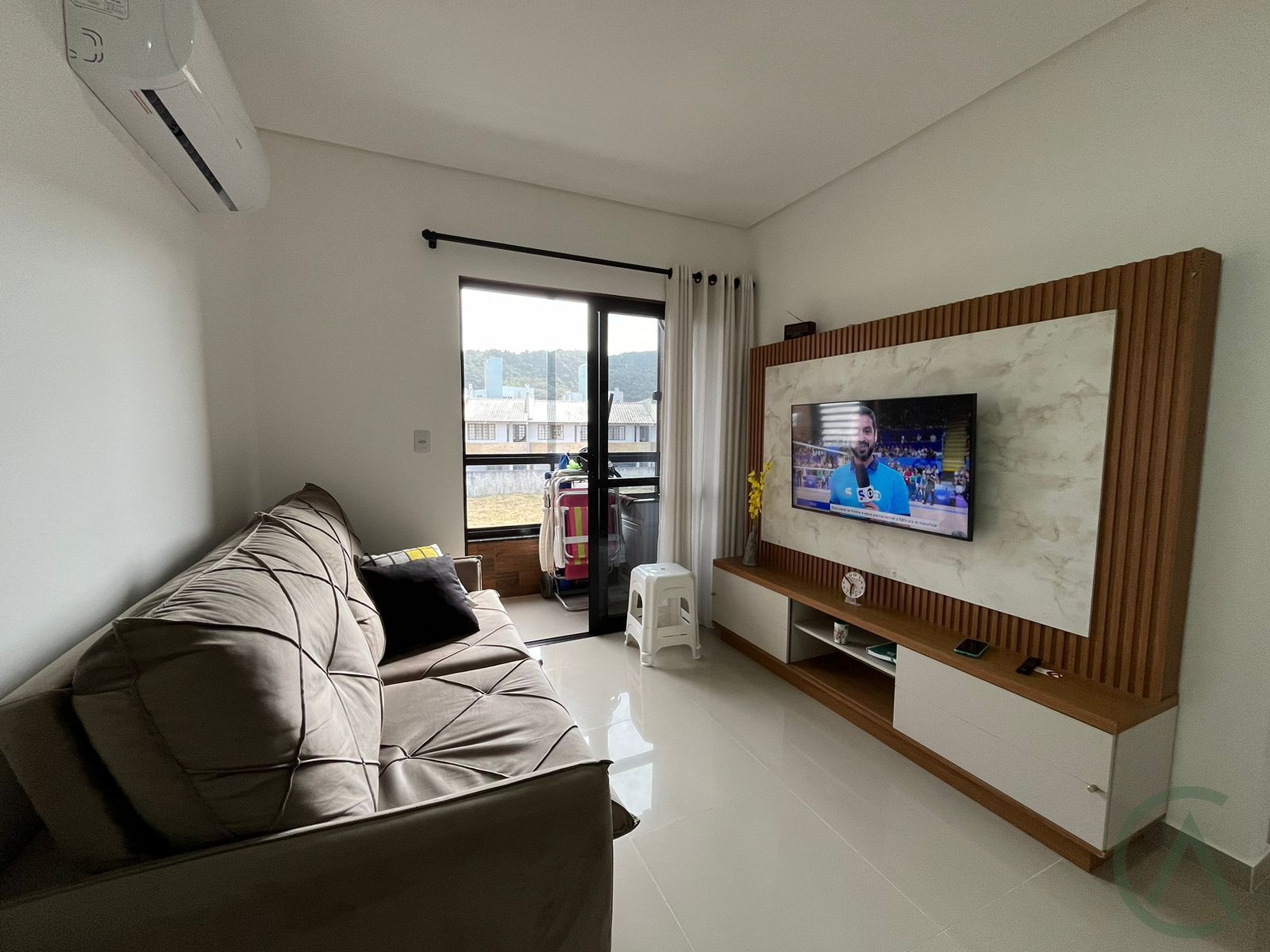 Apartamento com 2 Dormitórios à venda, 69 m² por R$ 600.000,00 Apartamento com 2 Dormitórios à venda, 69 m² por R$ 600.000,00