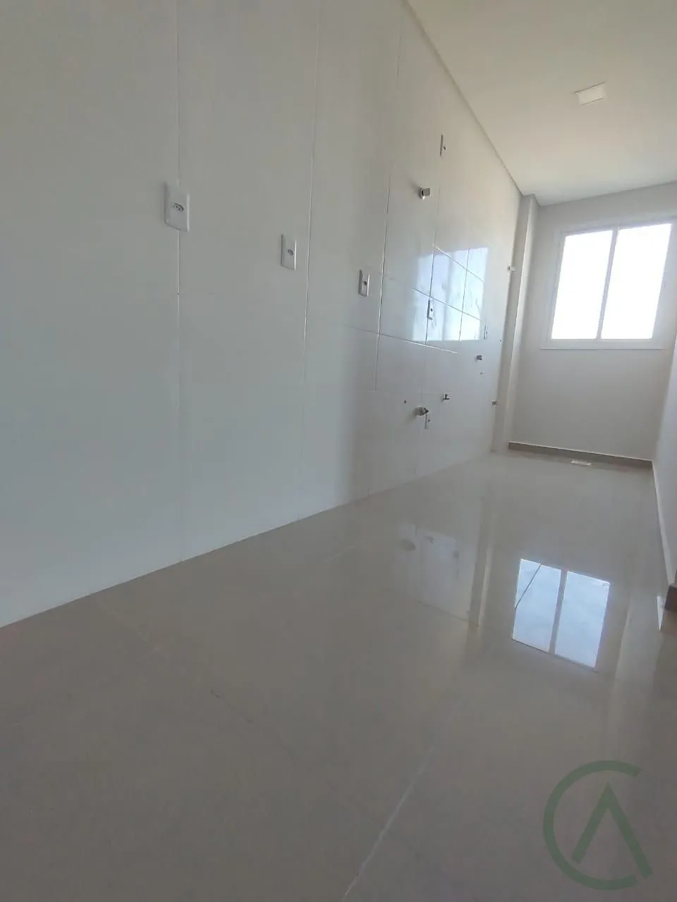 Apartamento com 2 Dormitórios à venda, 69 m² por R$ 490.000,00 Apartamento com 2 Dormitórios à venda, 69 m² por R$ 490.000,00