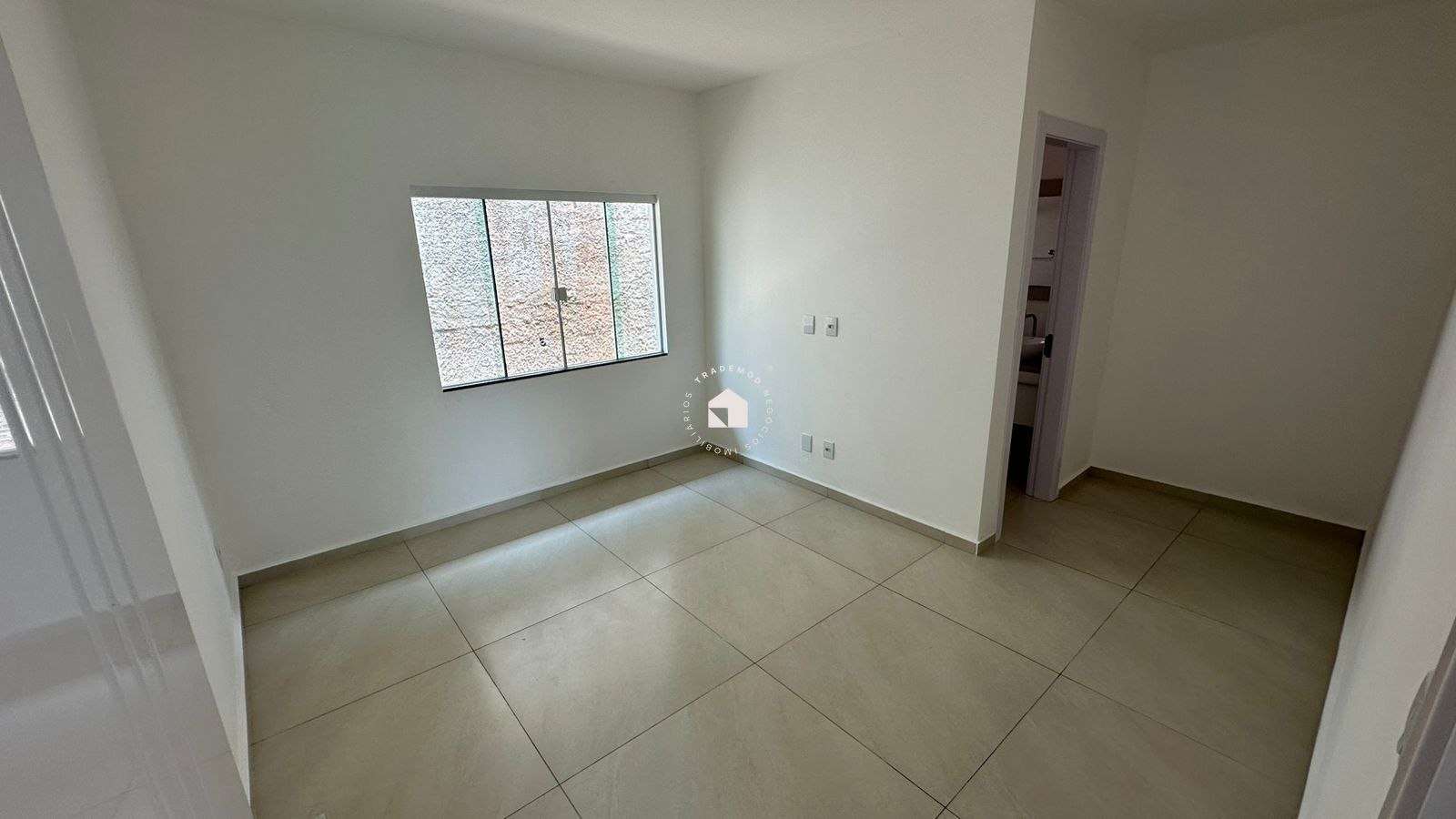 Casa à venda e aluguel com 3 quartos, 240m² - Foto 11