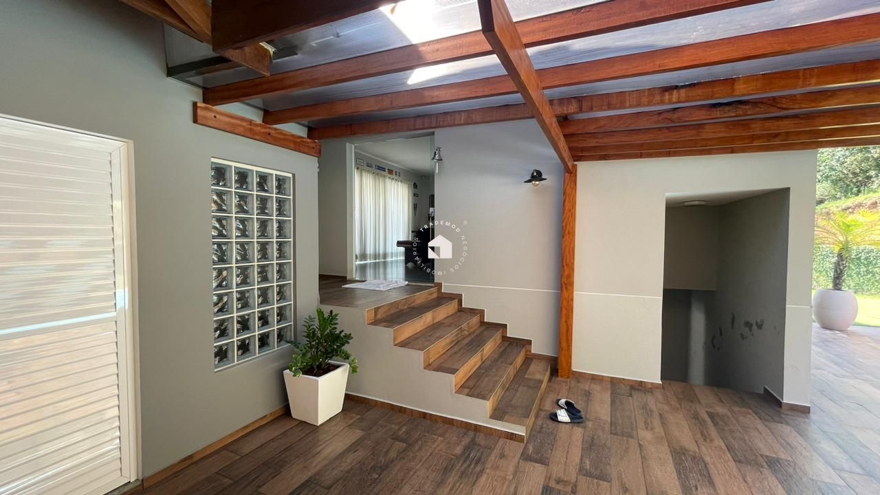 Casa à venda com 3 quartos, 600m² - Foto 18