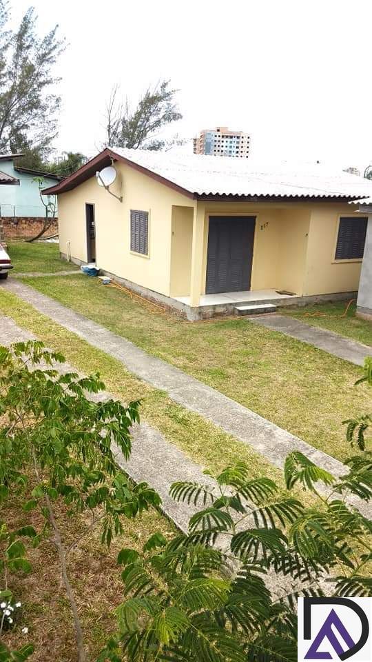 Casa à venda com 3 quartos, 249m² - Foto 2