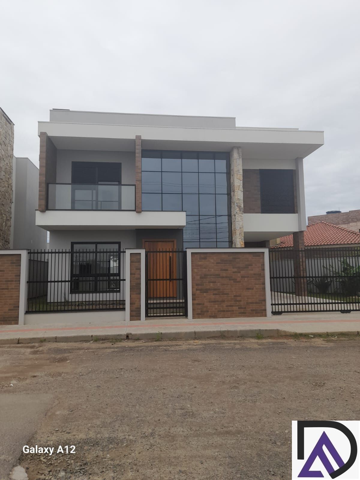 Casa à venda com 3 quartos, 185m² - Foto 14