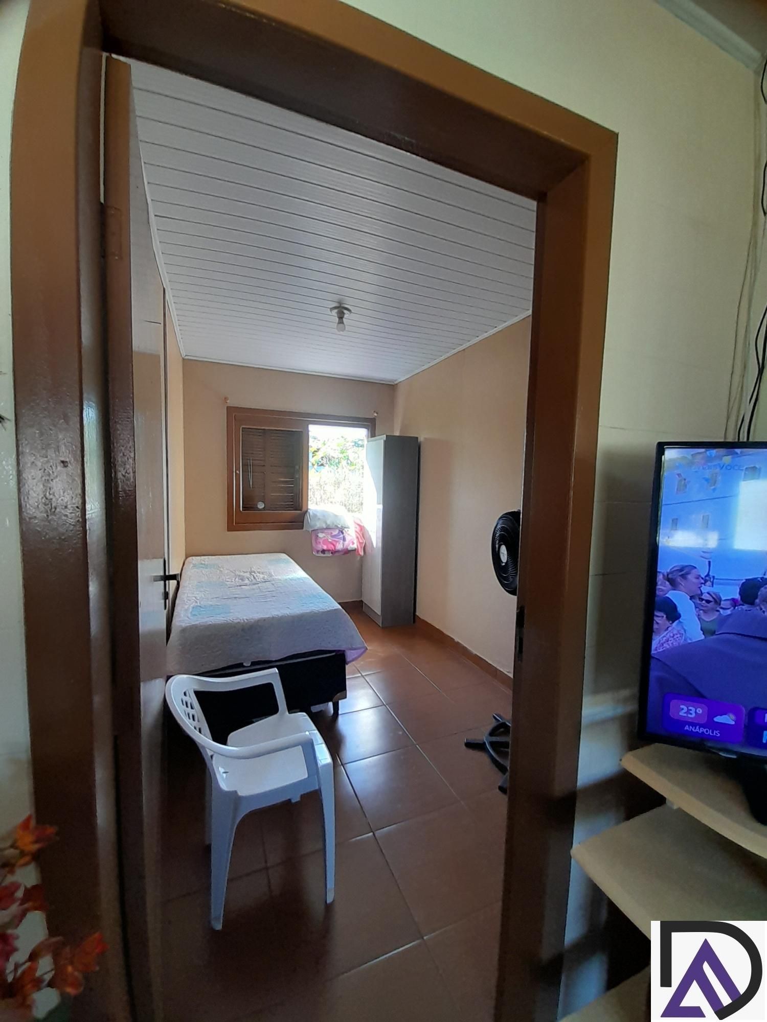 Casa à venda com 3 quartos, 120m² - Foto 11