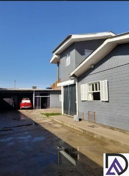 Casa à venda com 2 quartos, 120m² - Foto 3