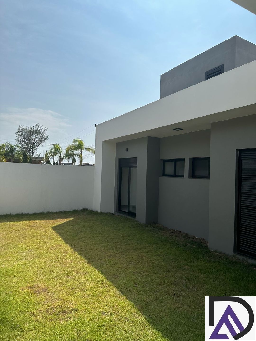 Casa à venda com 3 quartos, 120m² - Foto 9