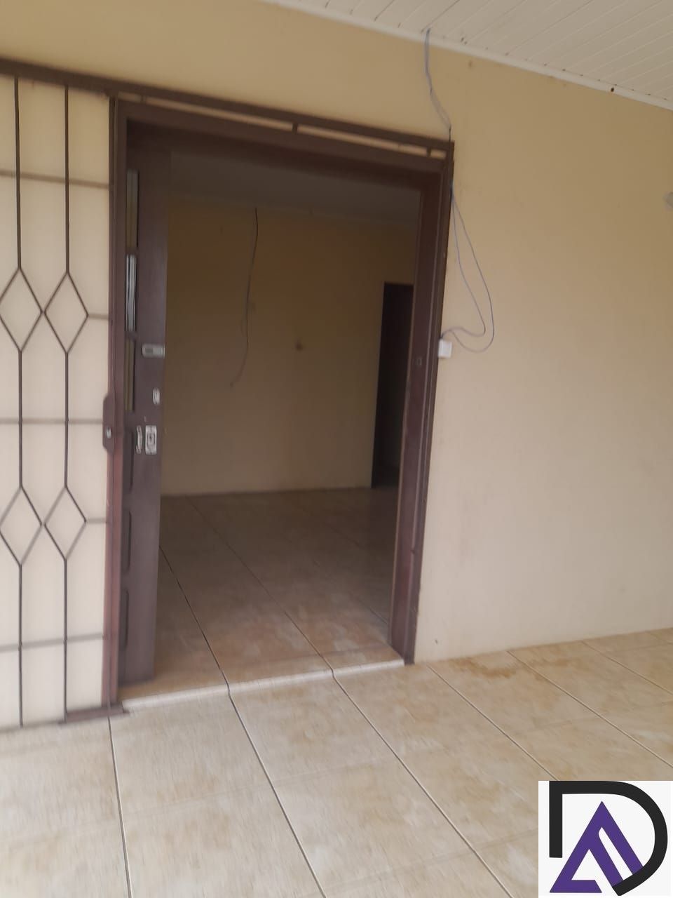 Casa à venda com 2 quartos, 80m² - Foto 11