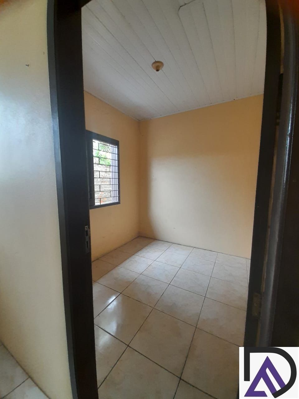 Casa à venda com 2 quartos, 80m² - Foto 5