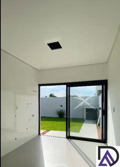 Casa à venda com 3 quartos, 112m² - Foto 9