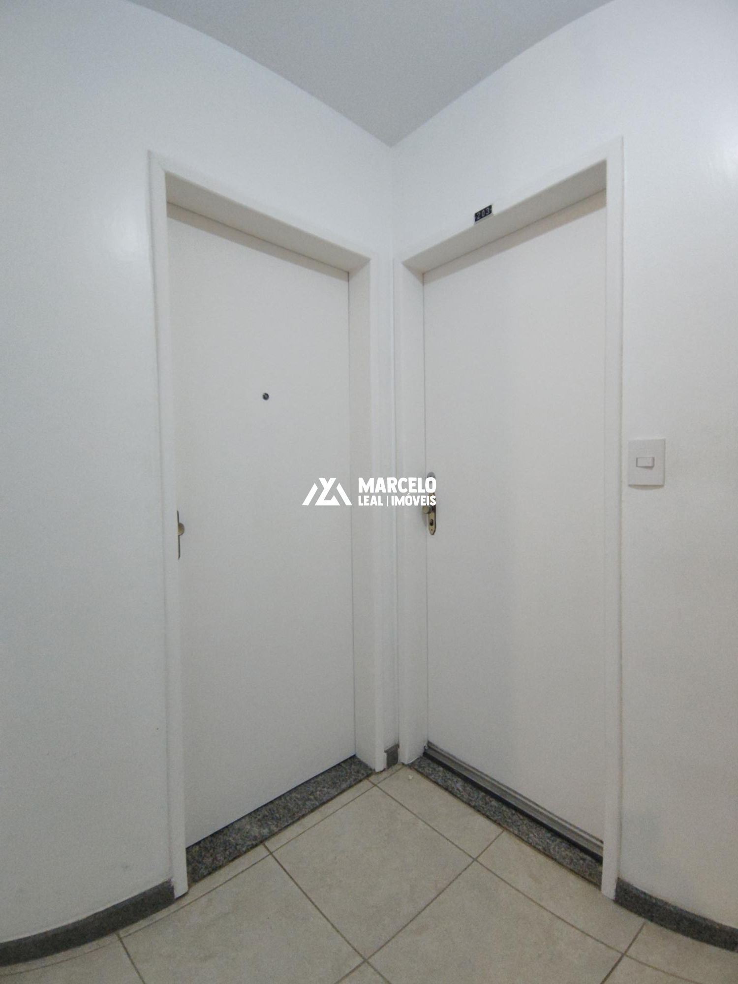 Apartamento à venda com 3 quartos, 86m² - Foto 23