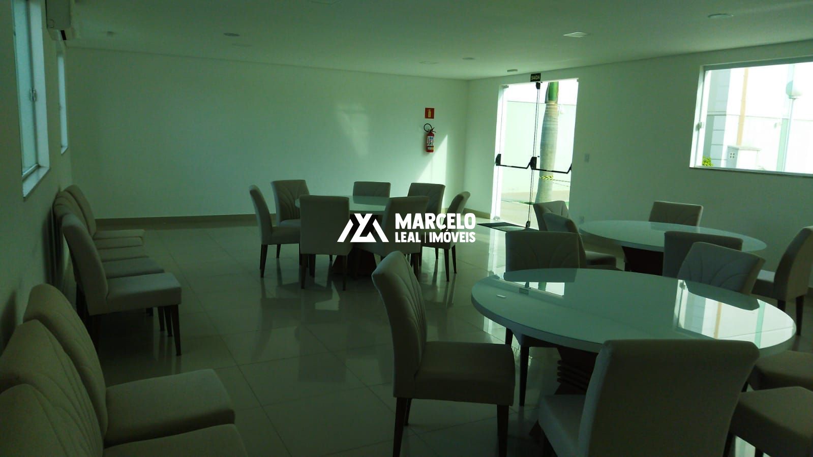 Apartamento à venda com 2 quartos, 44m² - Foto 11