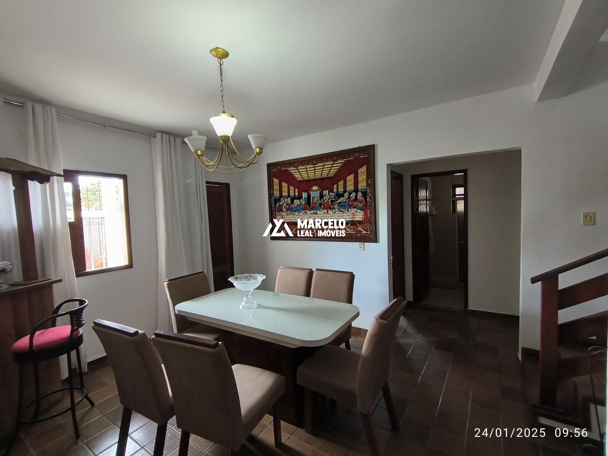 Casa à venda com 5 quartos, 260m² - Foto 16