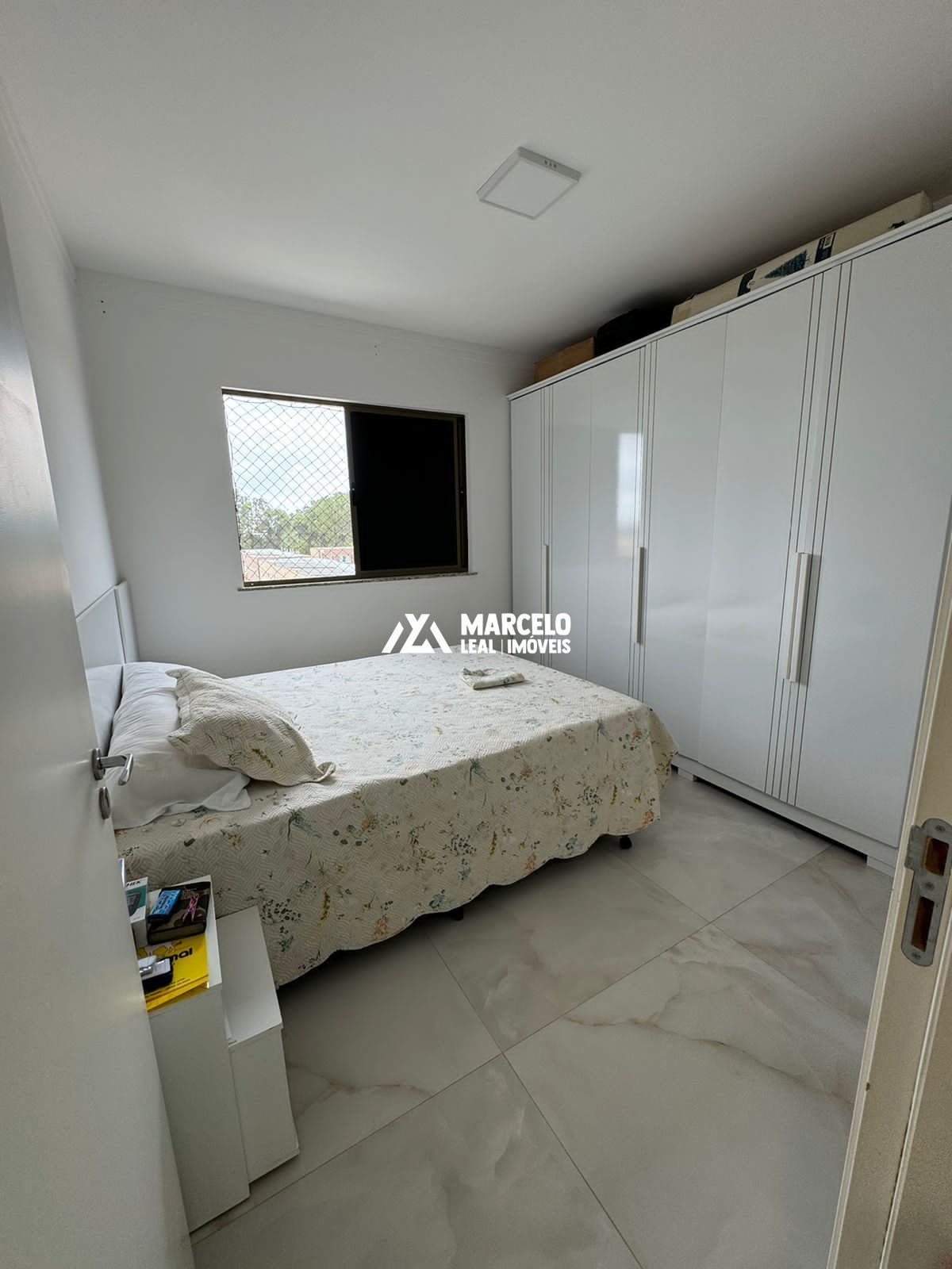 Apartamento à venda com 3 quartos, 74m² - Foto 8