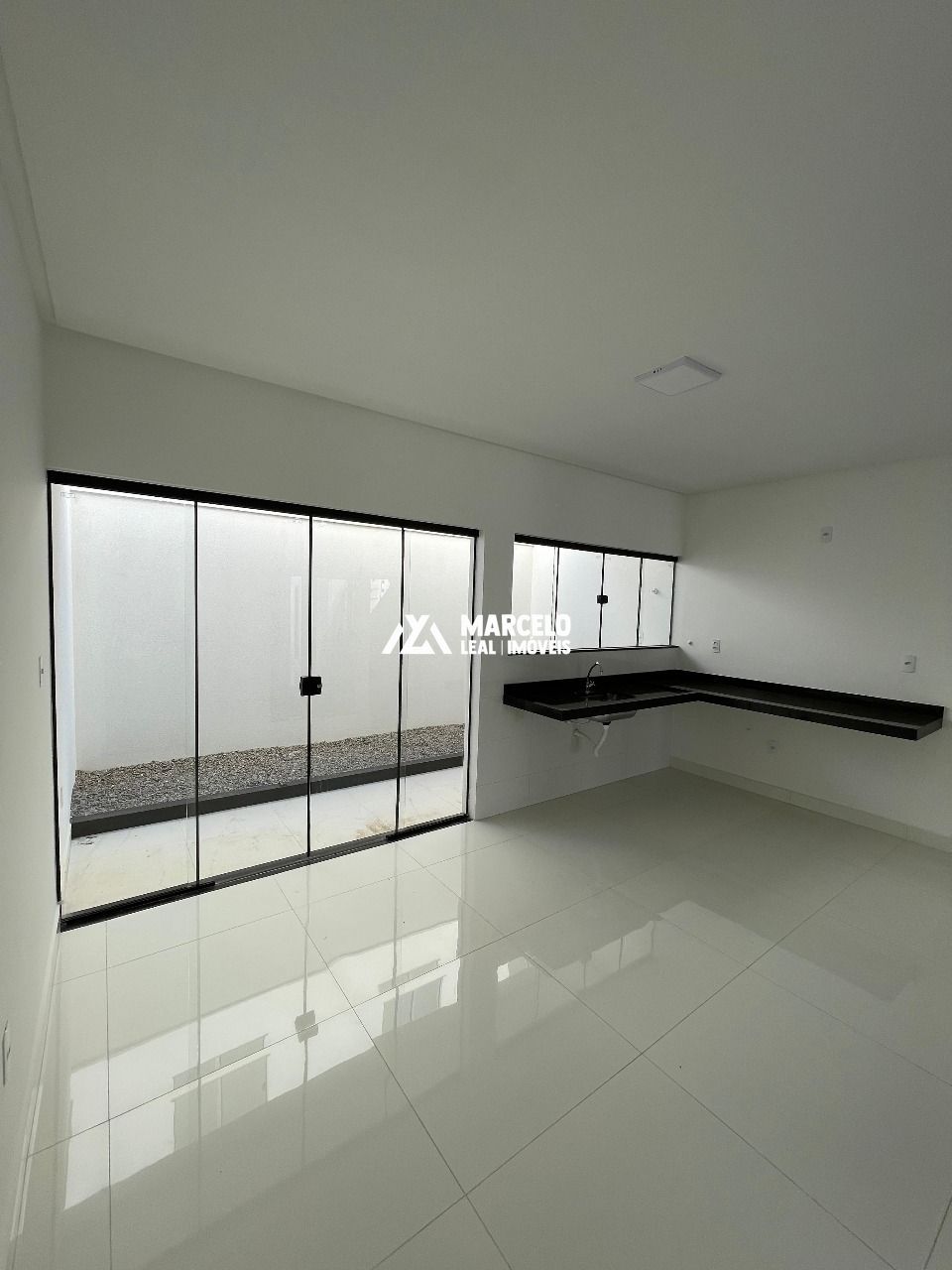 Casa, 3 quartos, 96 m² - Foto 2