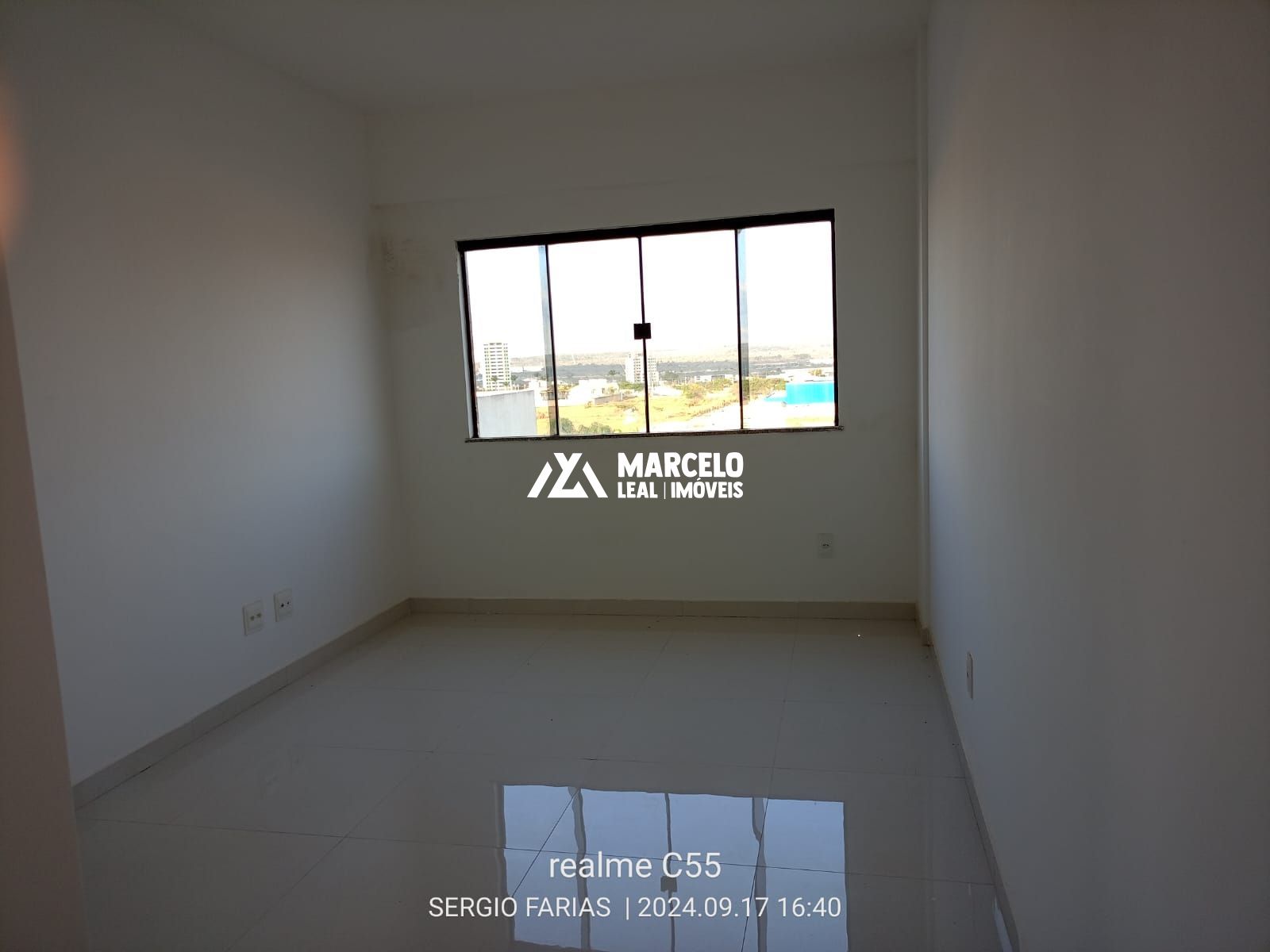 Apartamento à venda com 3 quartos, 67m² - Foto 4