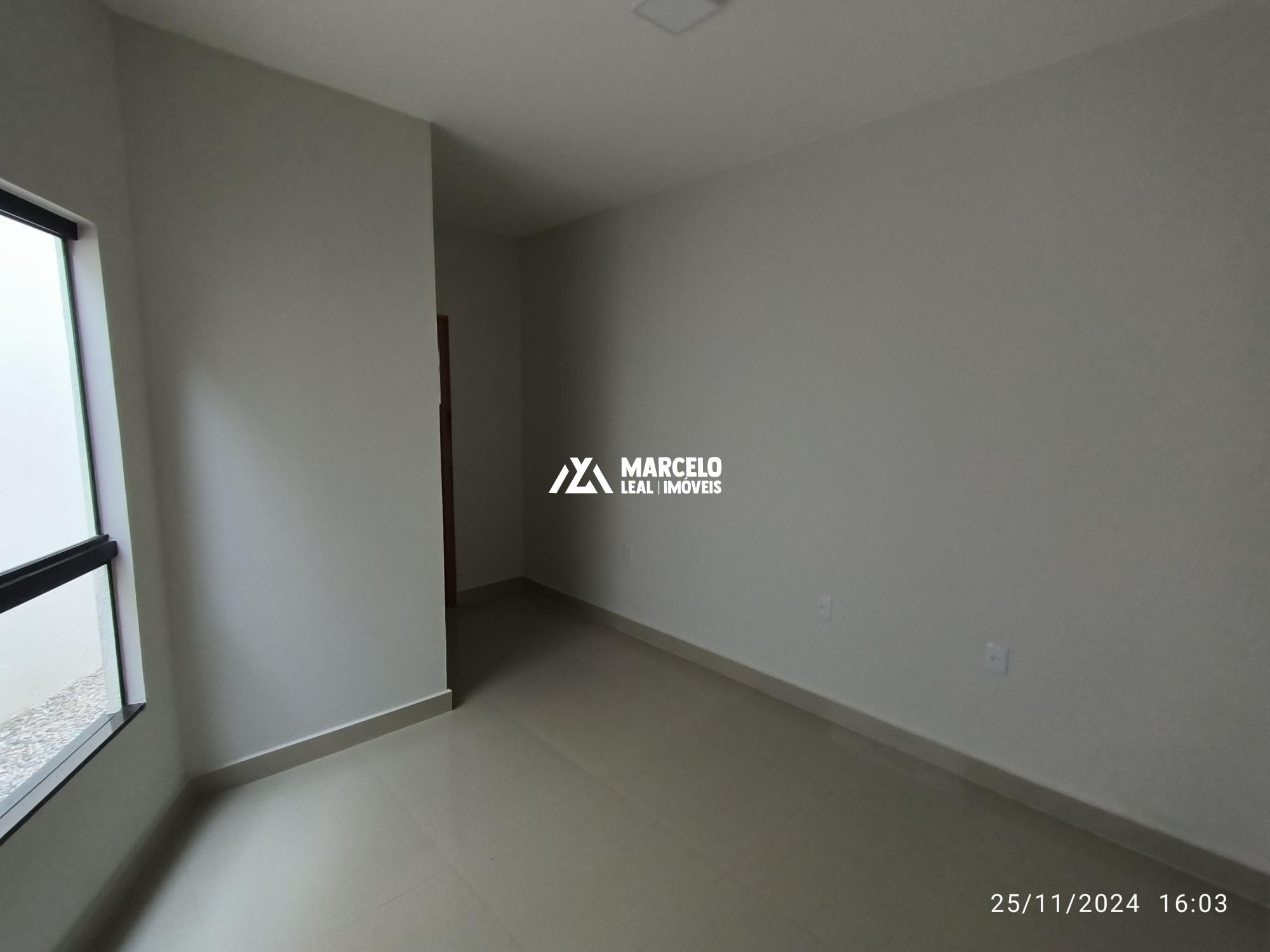 Casa à venda com 3 quartos, 80m² - Foto 10