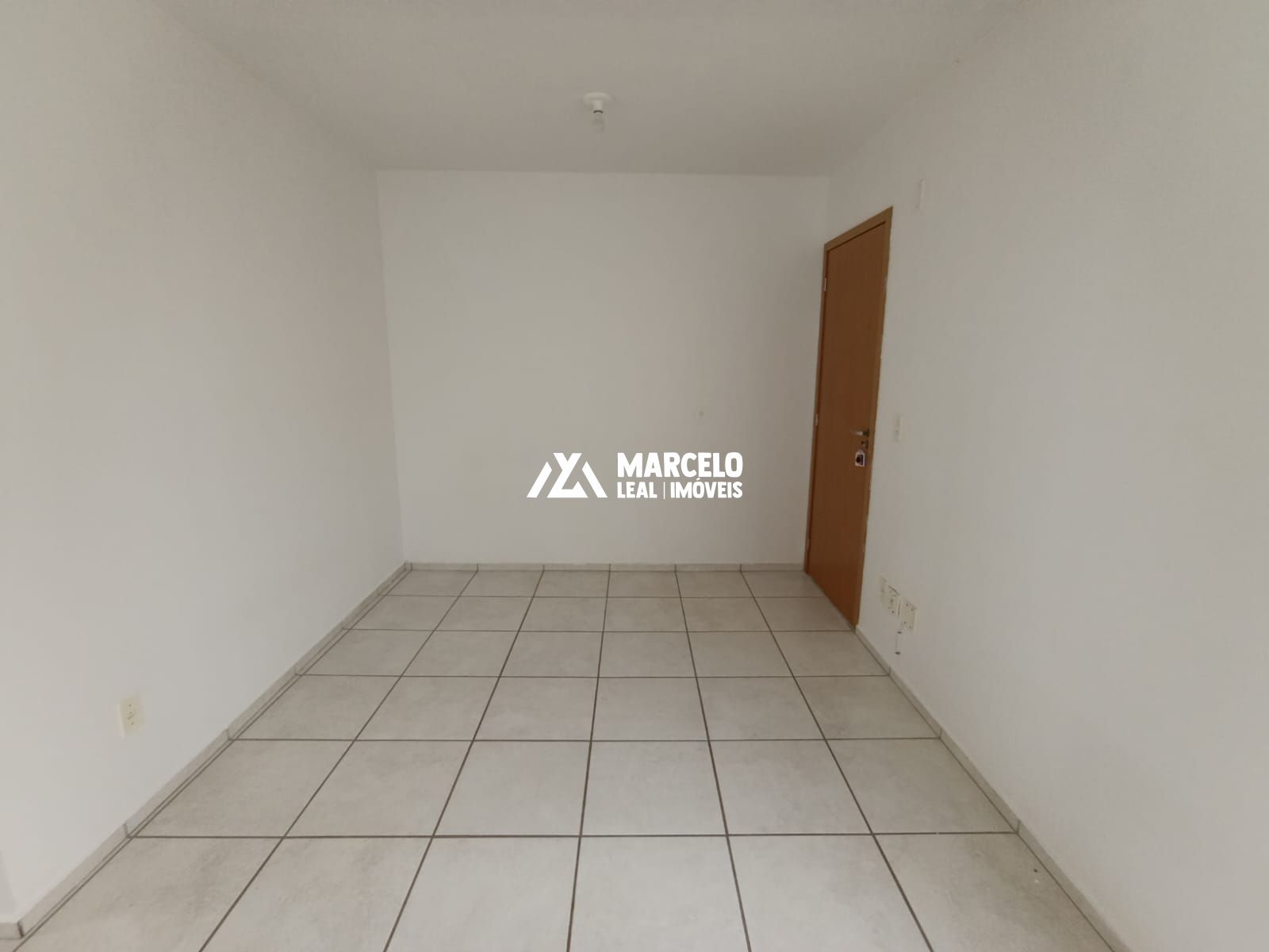 Apartamento para alugar com 2 quartos, 40m² - Foto 11