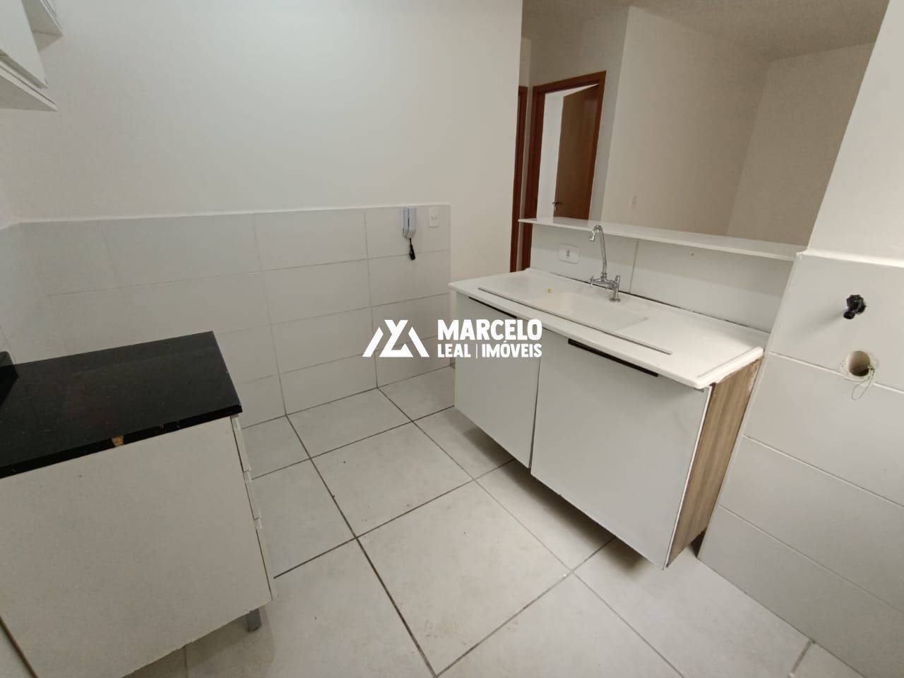 Apartamento para alugar com 2 quartos, 40m² - Foto 9