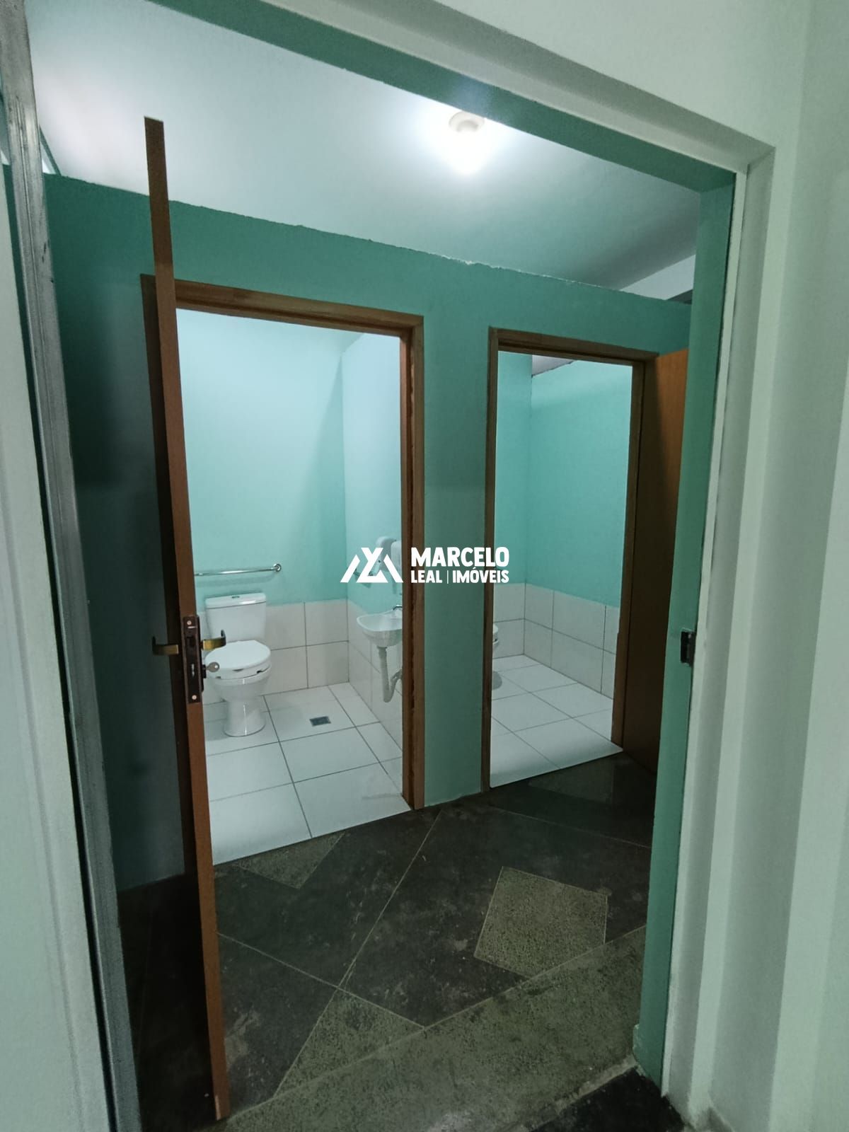 Loja-Salão para alugar com 5 quartos, 90m² - Foto 8