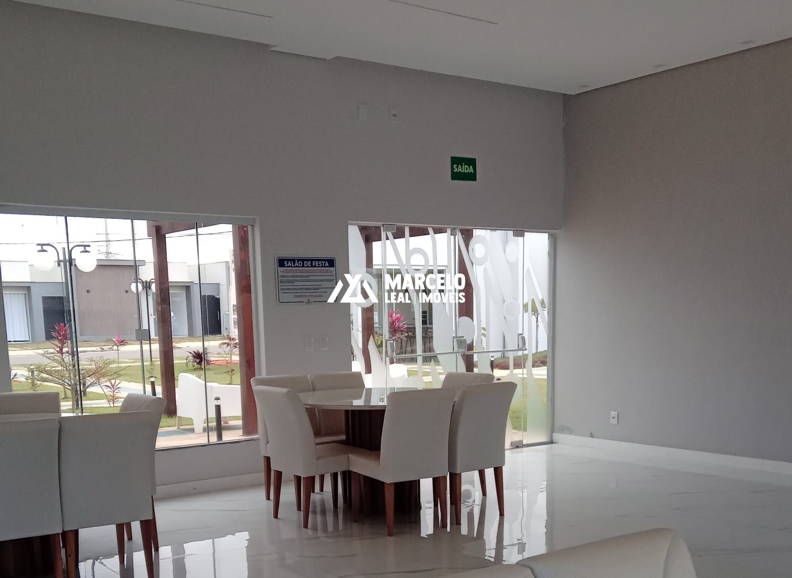 Casa à venda com 3 quartos, 77m² - Foto 17