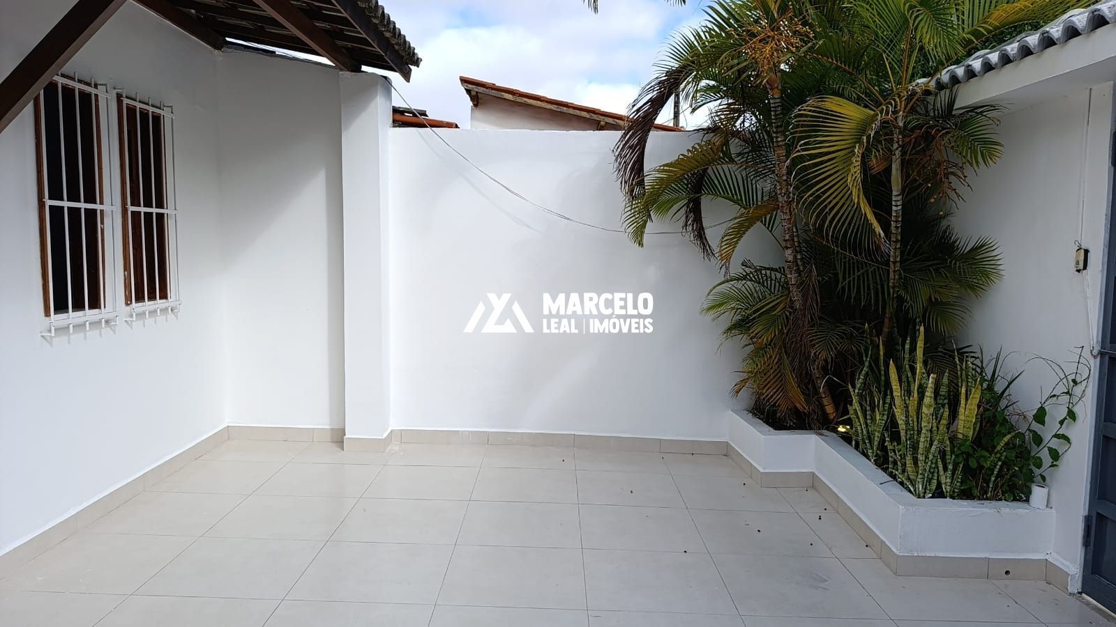 Loja-Salão para alugar com 3 quartos, 150m² - Foto 2