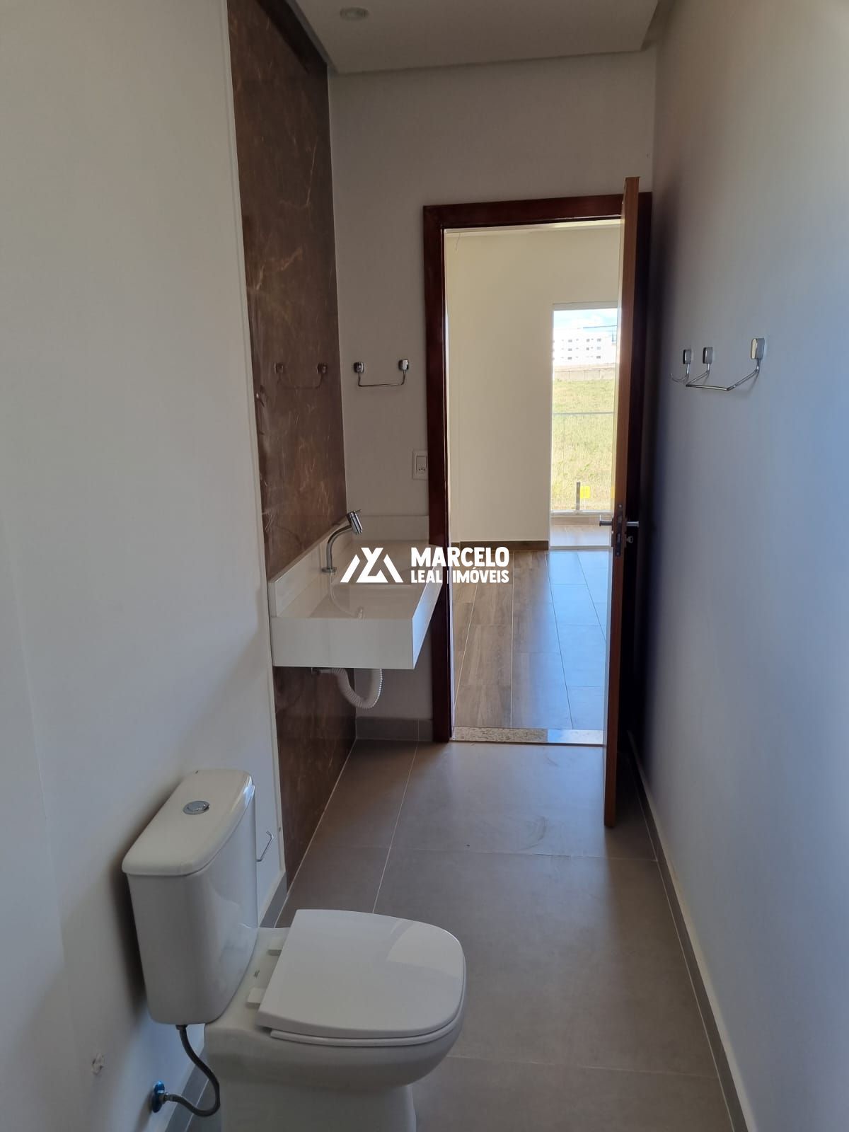 Casa à venda com 3 quartos, 75m² - Foto 13