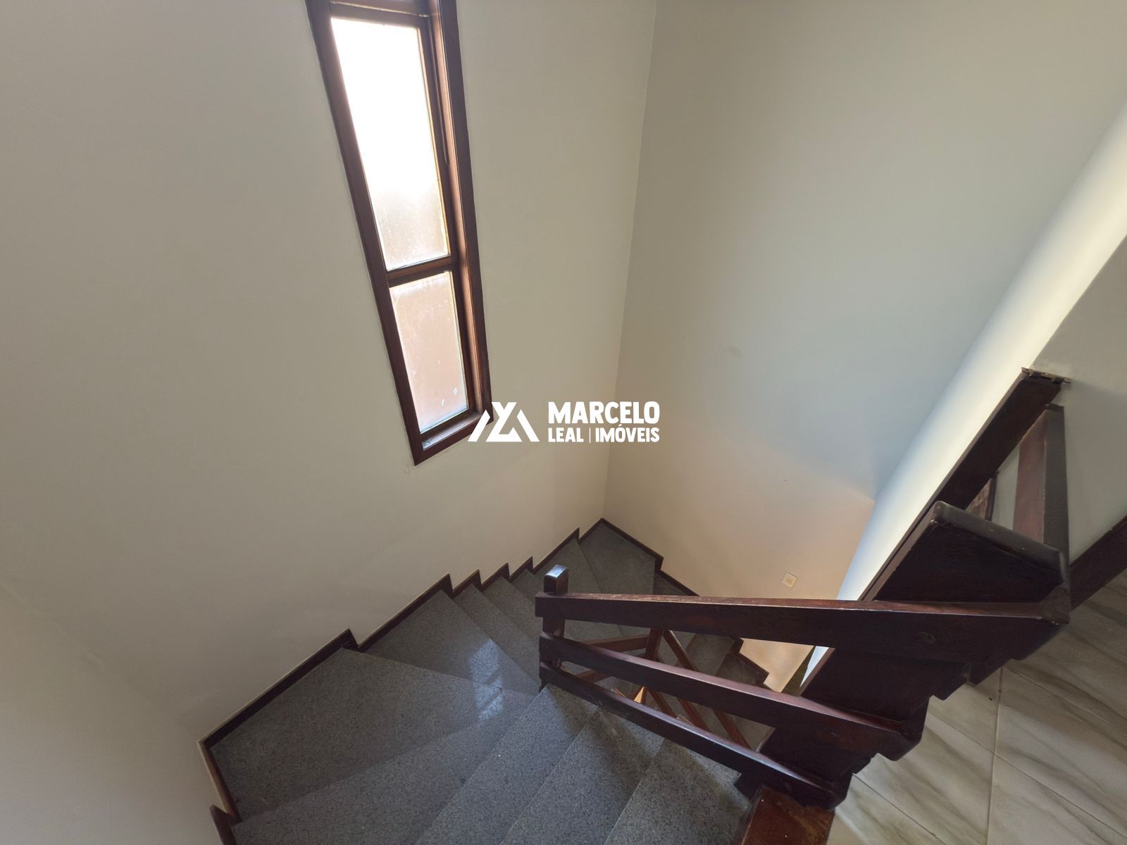 Casa para alugar com 2 quartos, 145m² - Foto 17