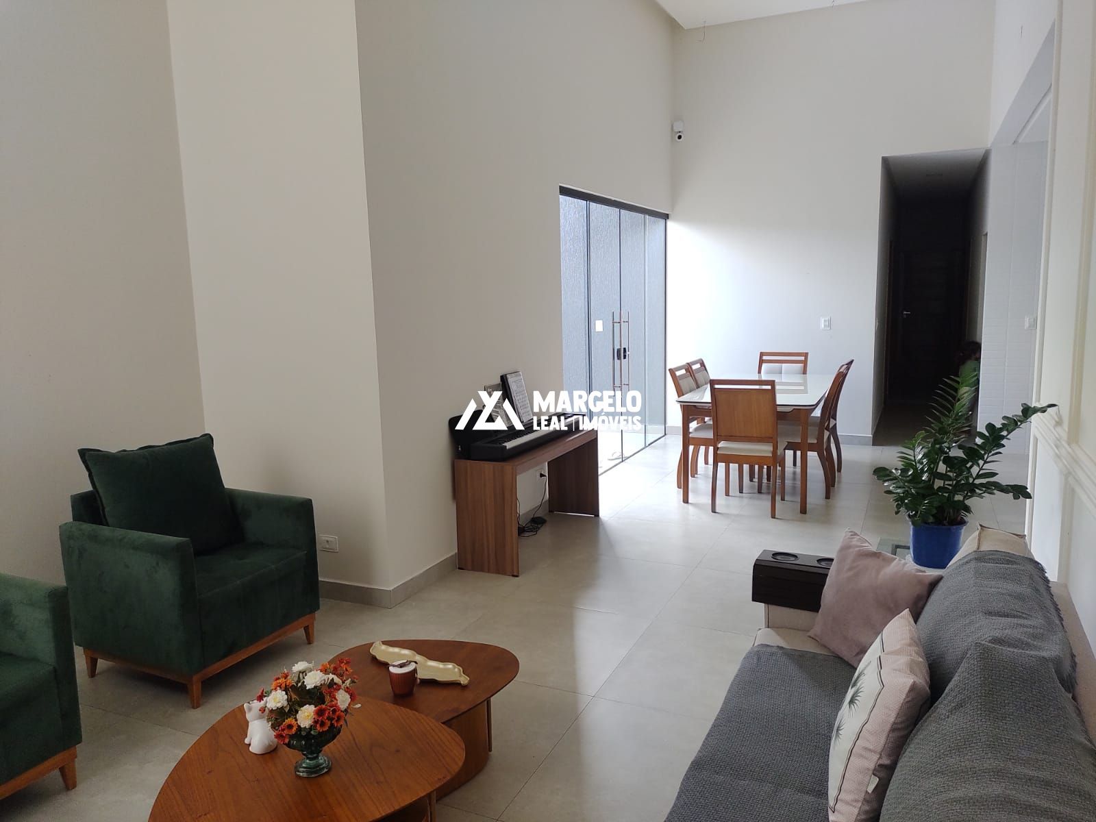 Casa à venda com 4 quartos, 214m² - Foto 8