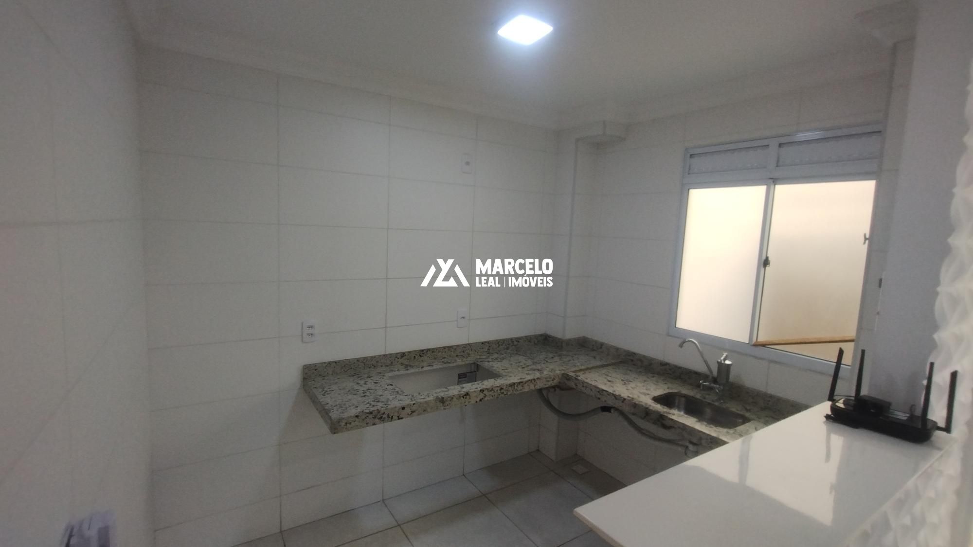 Apartamento à venda com 2 quartos, 40m² - Foto 4