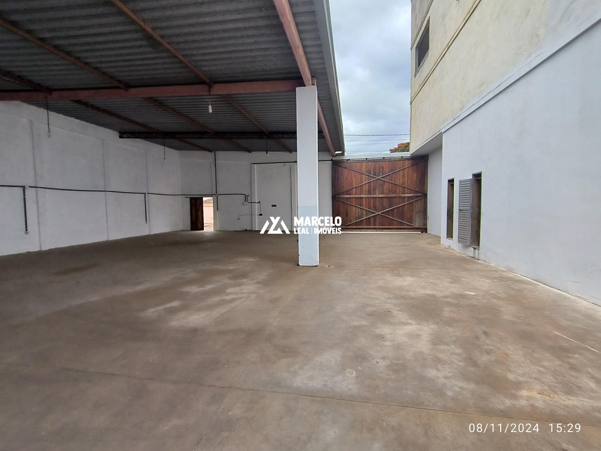 Depósito-Galpão-Armazém para alugar com 1 quarto, 320m² - Foto 11