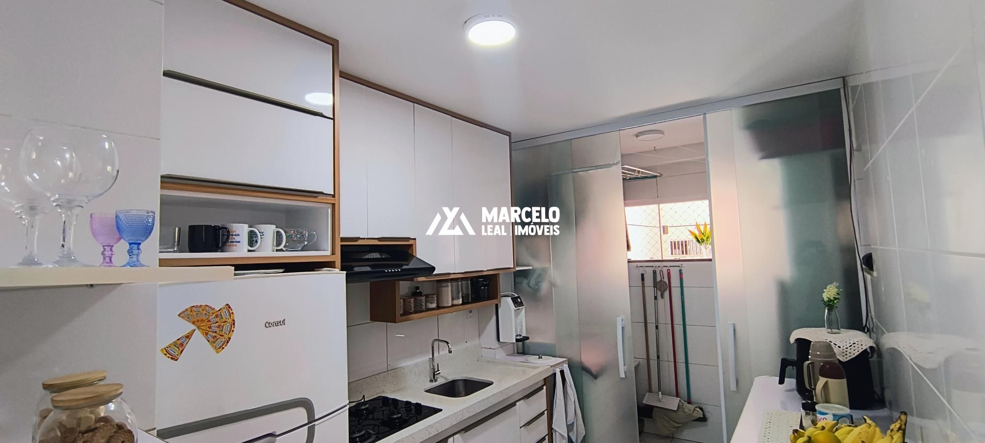 Apartamento à venda com 3 quartos, 69m² - Foto 4