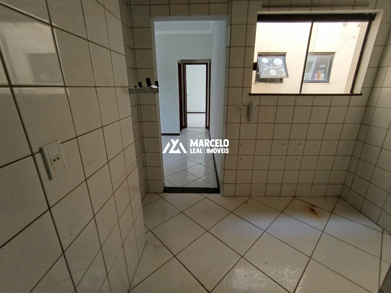 Apartamento à venda com 2 quartos, 76m² - Foto 18