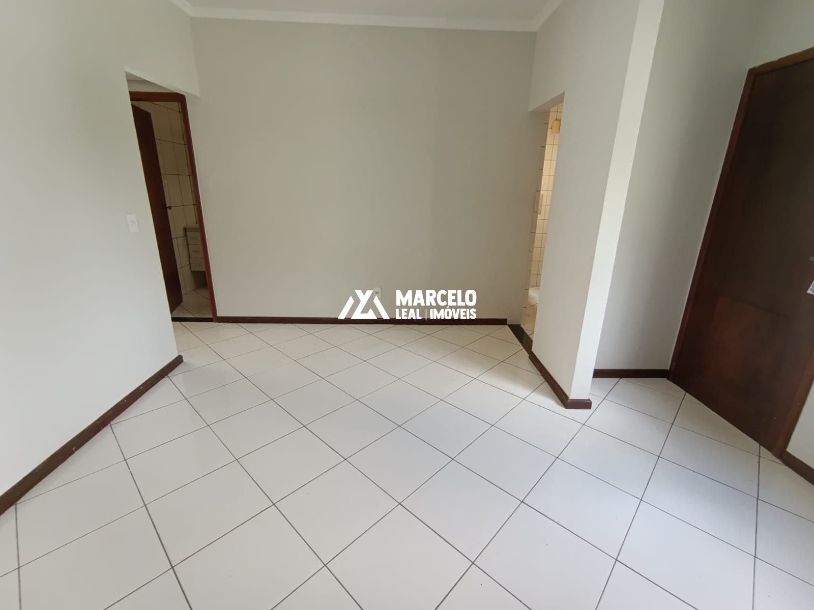 Apartamento à venda com 2 quartos, 76m² - Foto 19