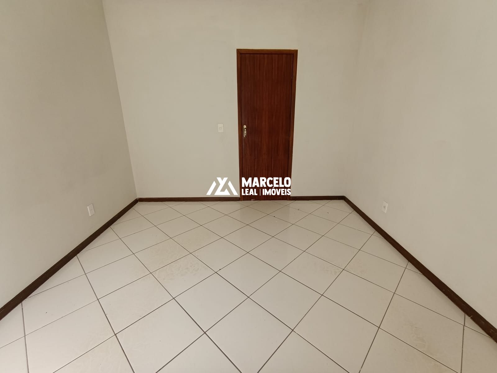 Apartamento à venda com 2 quartos, 76m² - Foto 8