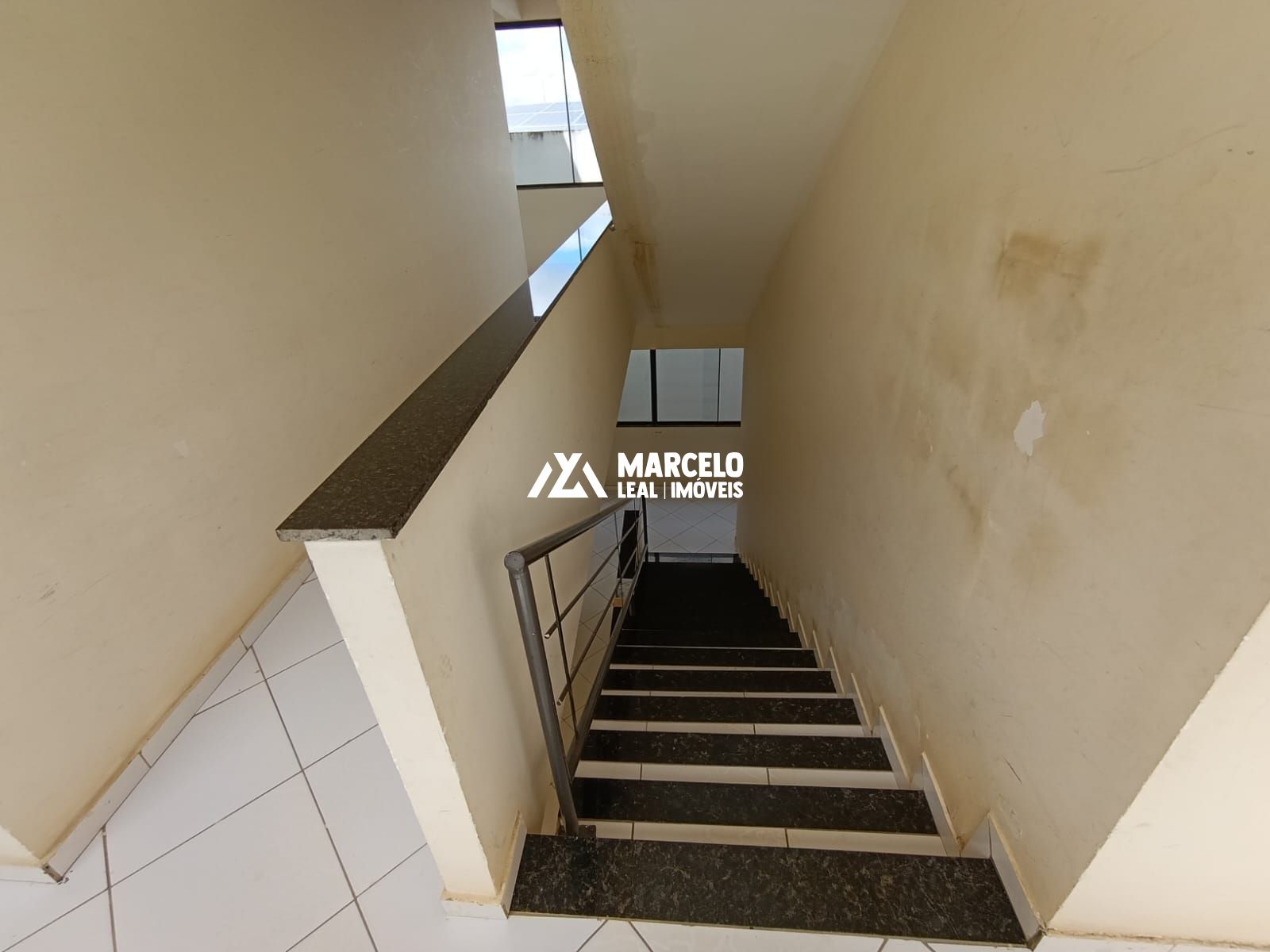 Apartamento à venda com 2 quartos, 76m² - Foto 4