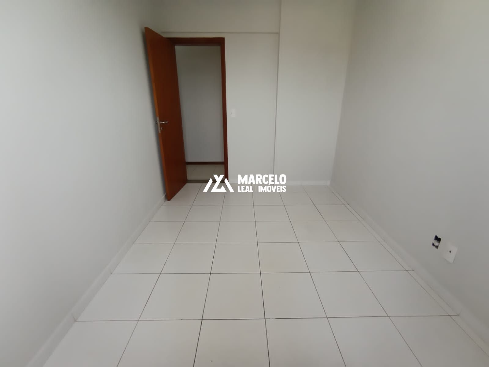 Apartamento à venda com 3 quartos, 105m² - Foto 15