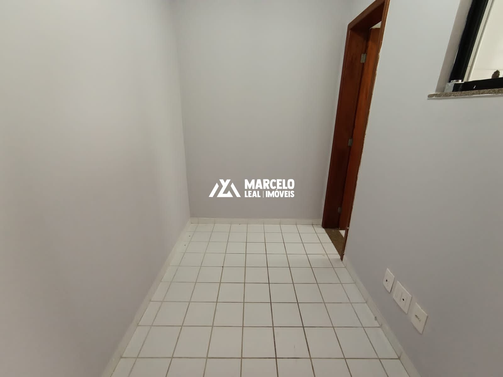 Apartamento à venda com 3 quartos, 105m² - Foto 10