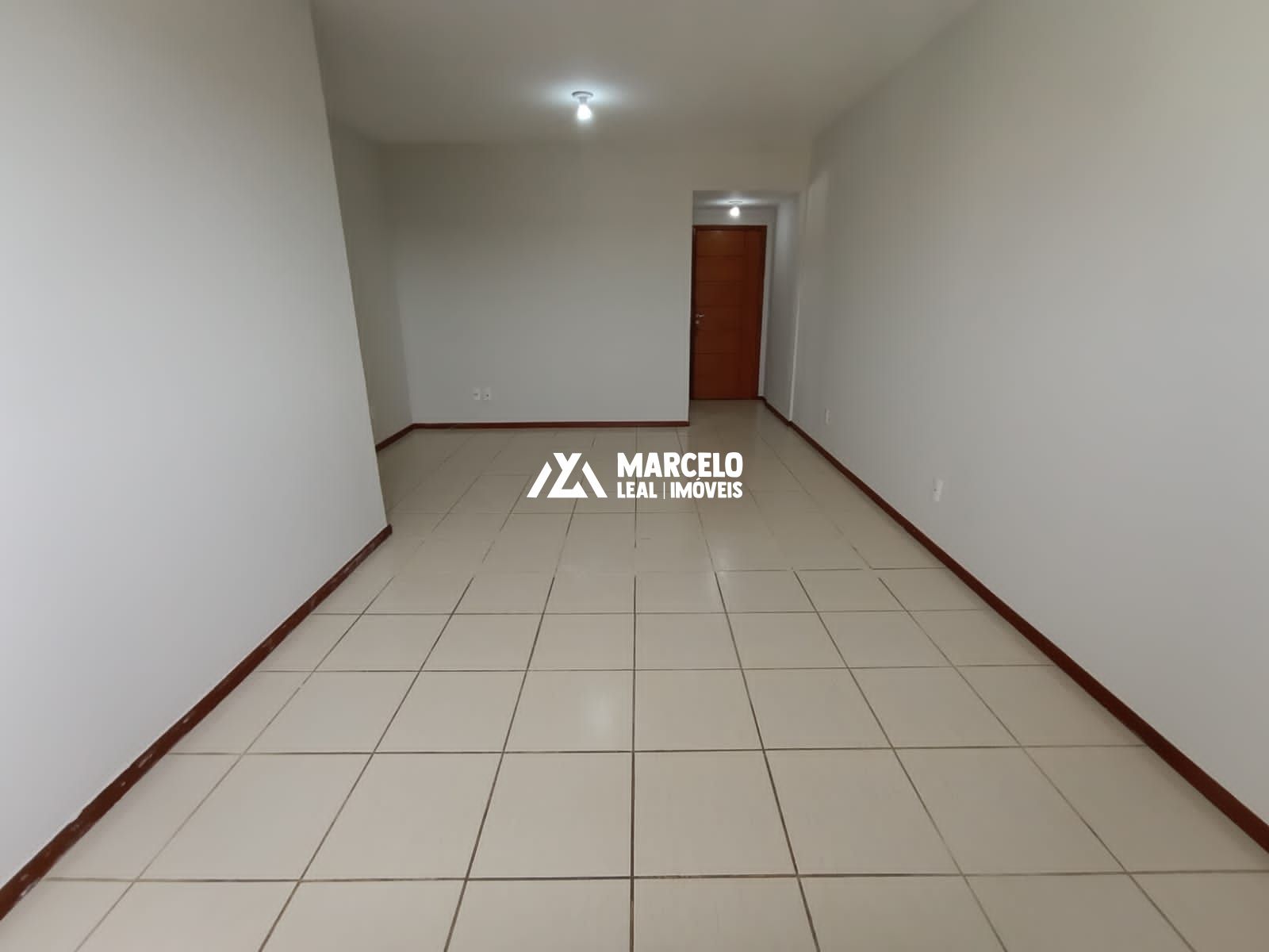 Apartamento à venda com 3 quartos, 105m² - Foto 4