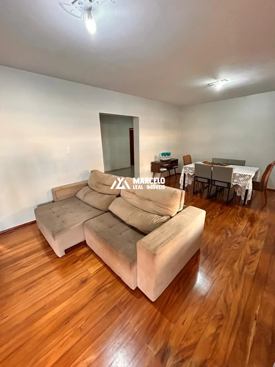 Casa, 4 quartos, 250 m² - Foto 4
